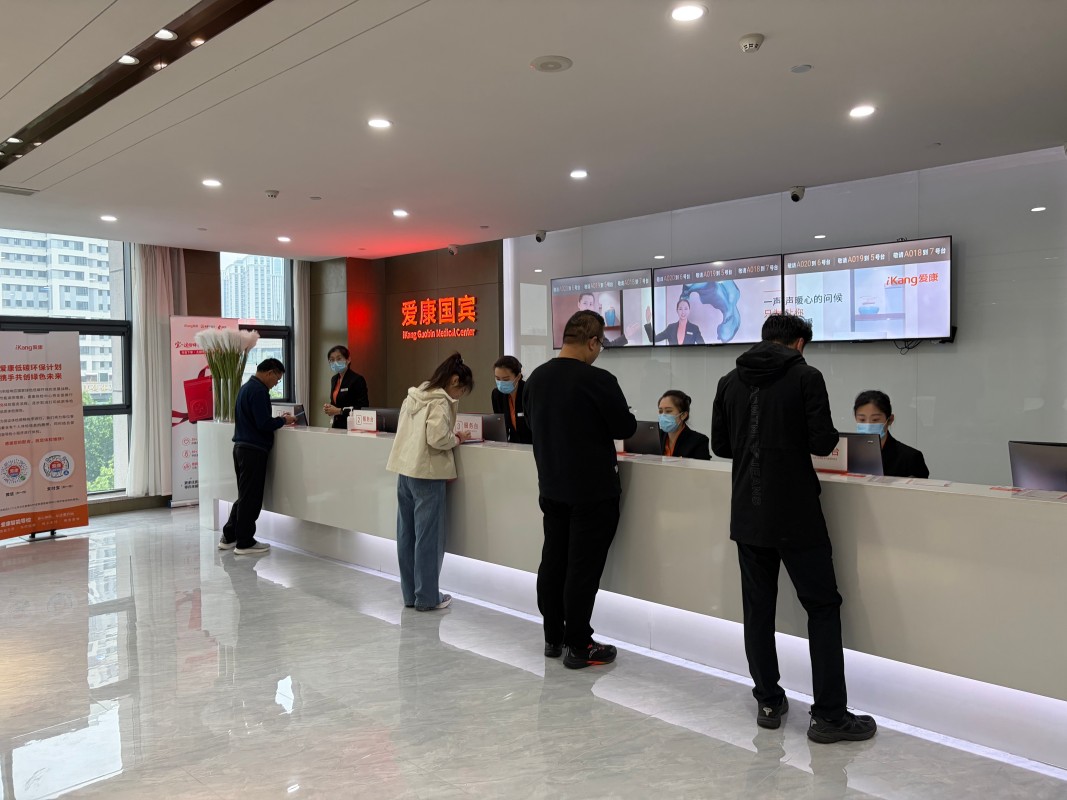 Yantai Double Plastic Industry қызметкерлерін физикалық тексеруді және топ құру іс-шараларын ұйымдастырады