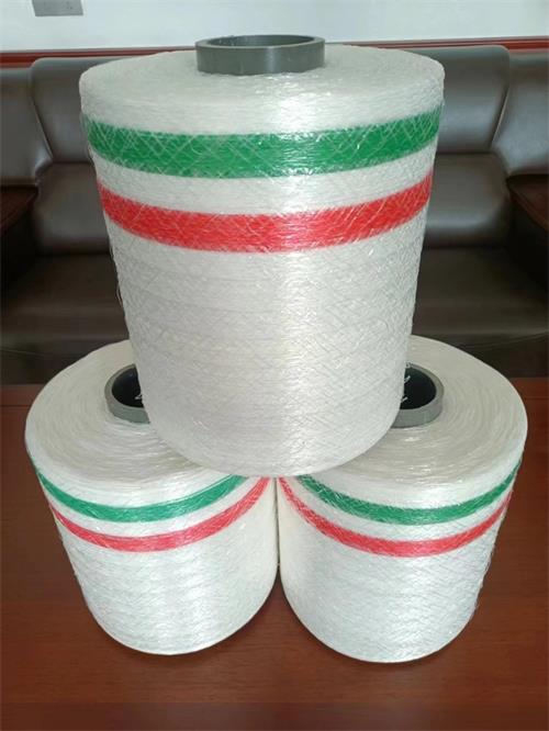 HDPE бума торы УК-тұрақтандырылған ауылшаруашылық сабан пішен пресстеуіш торлы орама фермадағы жем үшін